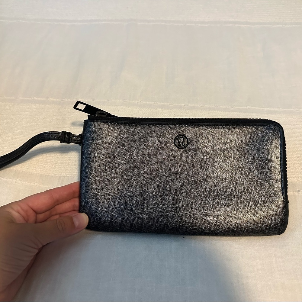 Lululemon double up pouch Wristlet Wallet